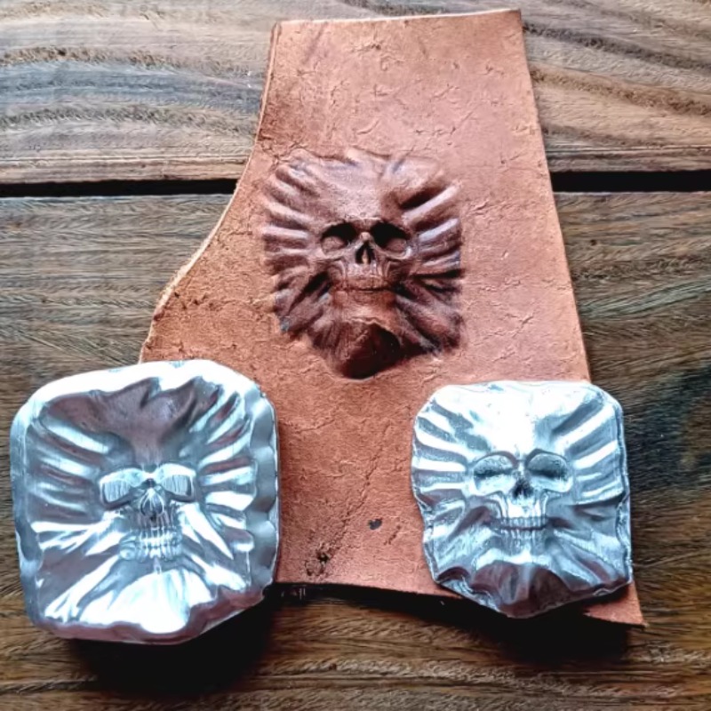 3D Mini Skull Head Leather Sta - Resin Art Logo ulasan dan harga