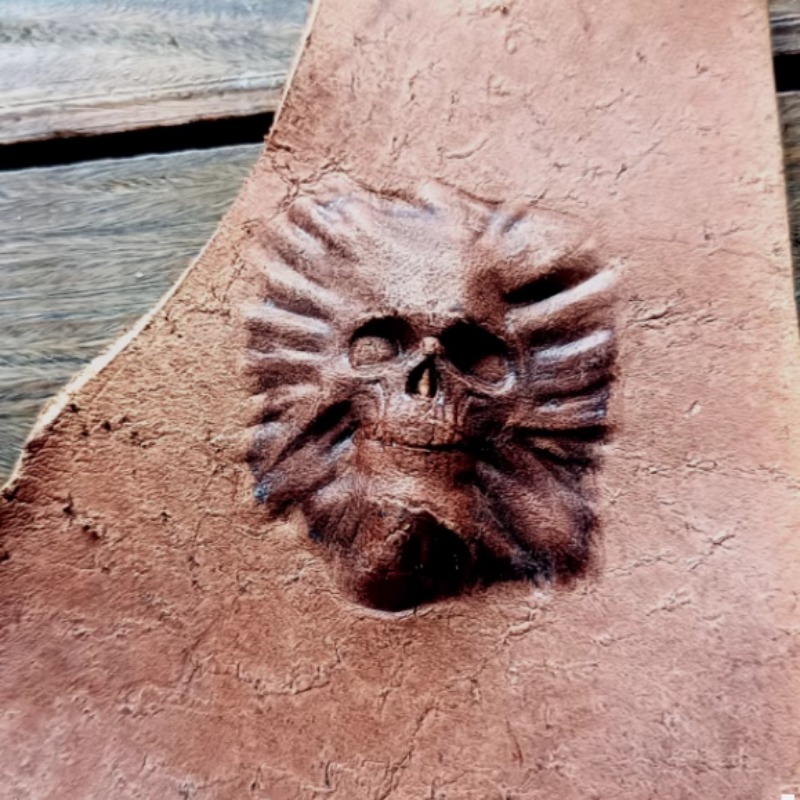 3D Mini Skull Head Leather Sta - Resin Art Logo ulasan dan harga