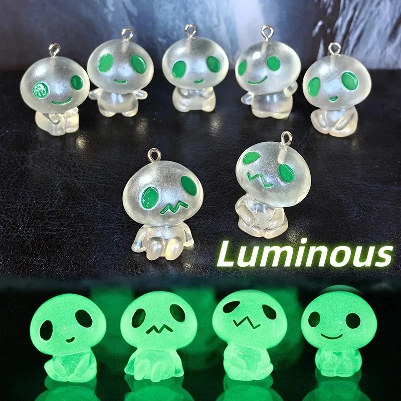7Pcs Glow In The Dark Alien Re - Resin Art Keychain ulasan dan harga